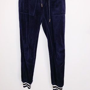 BETSY JOHNSON Dark blue crushed velvet joggers